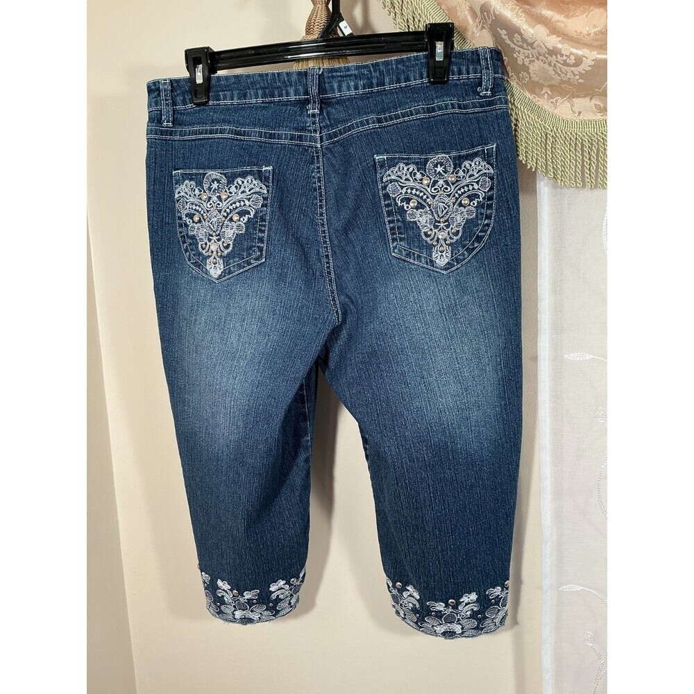 Apollo Jeans Cropped Embrodered Embellished Size 10 Petit Medium wash Stretch - Picture 3 of 7